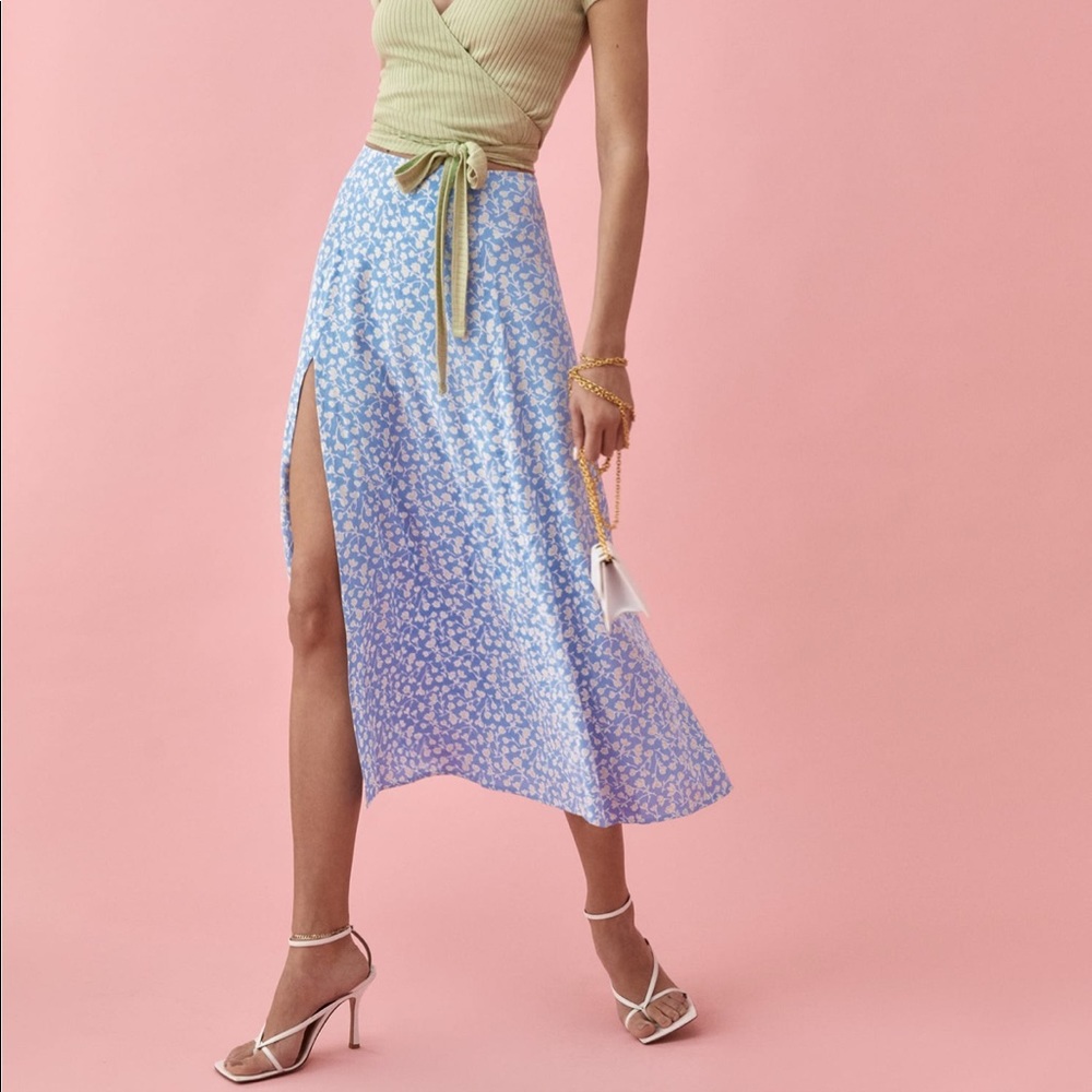 Reformation Zoe skirt in blue floral
